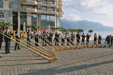 2004