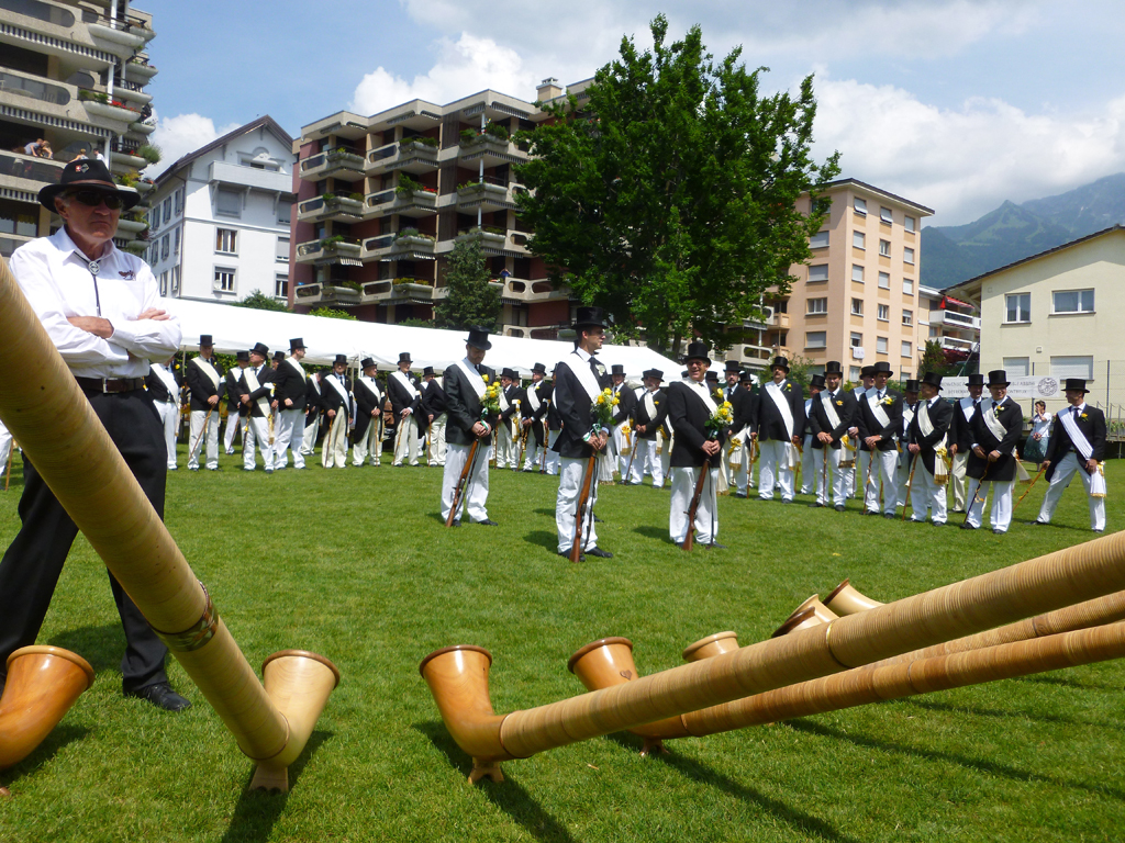 2014 06 14 echarpes blanches 003